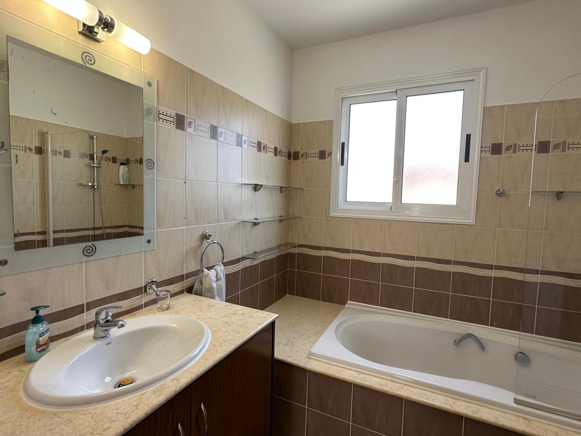 Villa Andy-350 M From The Beach Larnaka Exterior foto