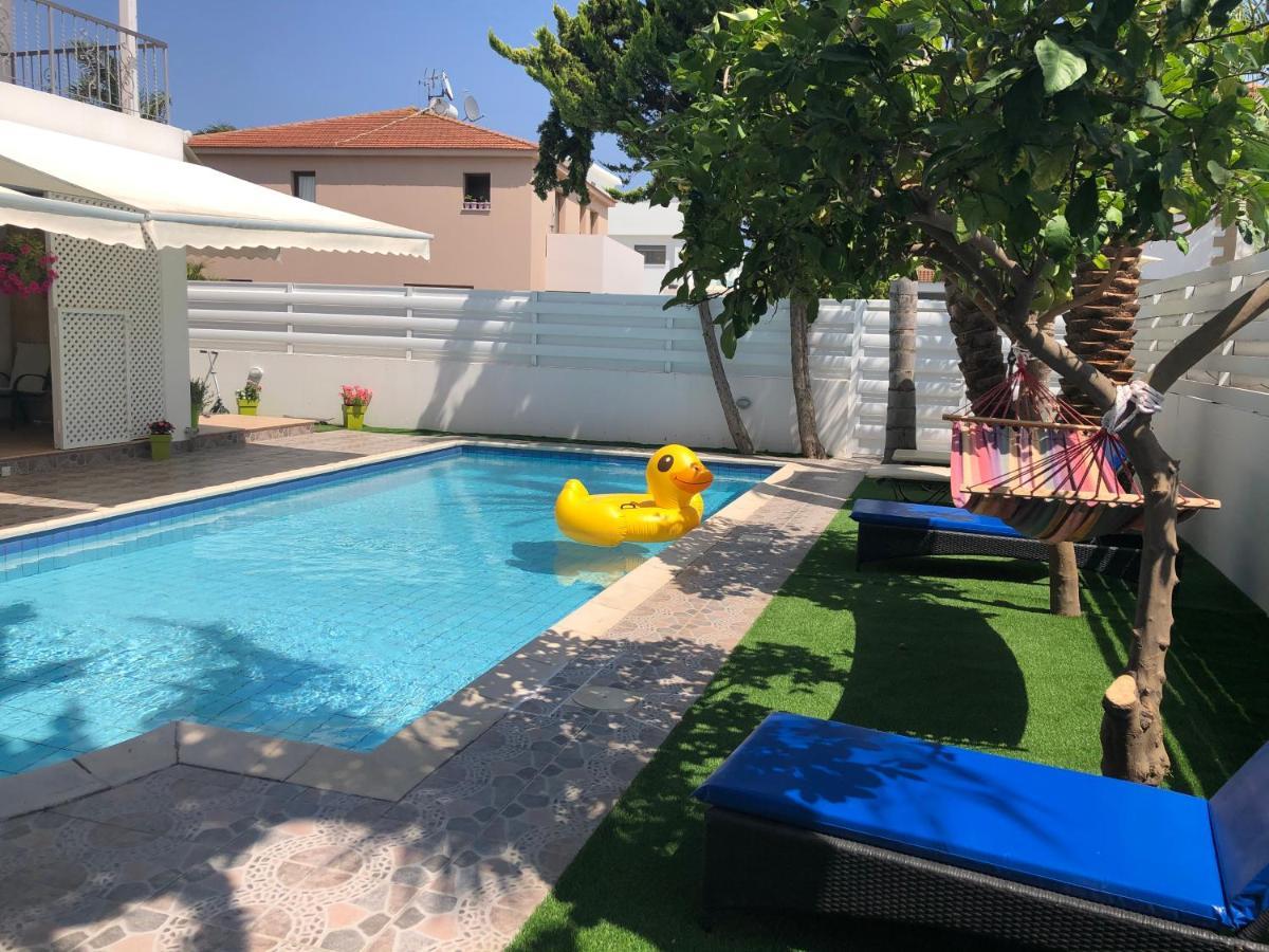 Villa Andy-350 M From The Beach Larnaka Exterior foto
